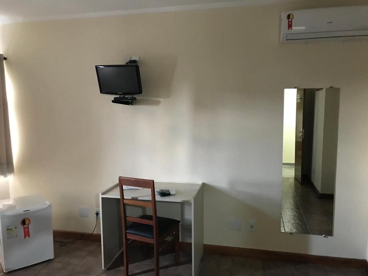 Hotel Cheiro Da Terra Santa Bárbara dʼOeste Kültér fotó